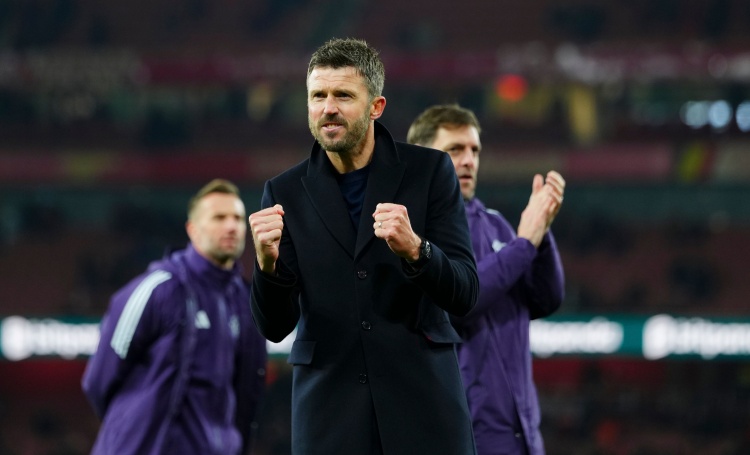 状态不佳但好在赢了！周琦7罚1中&运动战3中1 仅得3分9板1帽